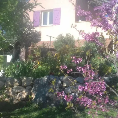 Feriehus Le De Cristal Proche Bugarach Granes