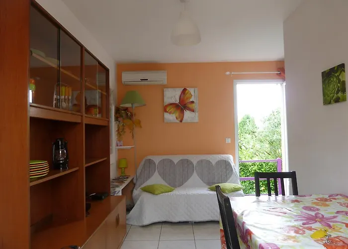 Le De Cristal Proche Bugarach * Granes