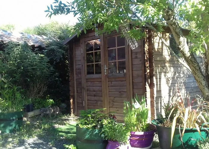 Le De Cristal Proche Bugarach بيت للعطل *